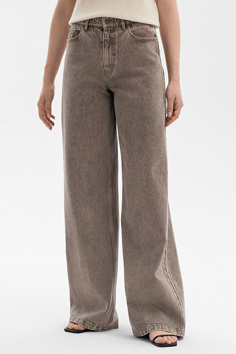 Джинсы, цвет Бежевый