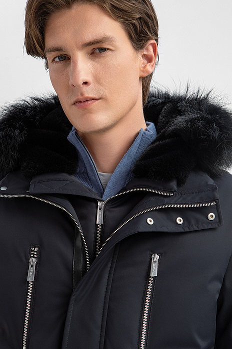 Пуховик с натуральным мехом и водоотталкивающей обработкой, цвет Синий темный
