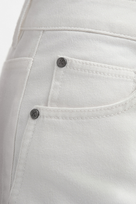 Джинсы, цвет Белый