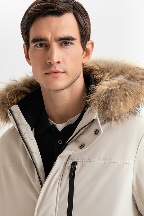 Пуховик с отделкой из натурального меха и водоотталкивающей обработкой, цвет Бежевый светлый